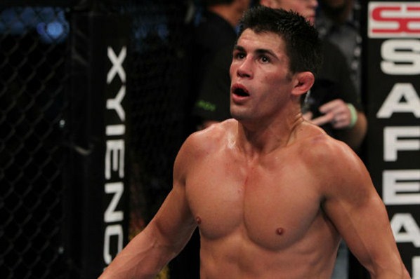 Dominick Cruz, campeão peso-galo do WEC e UFC